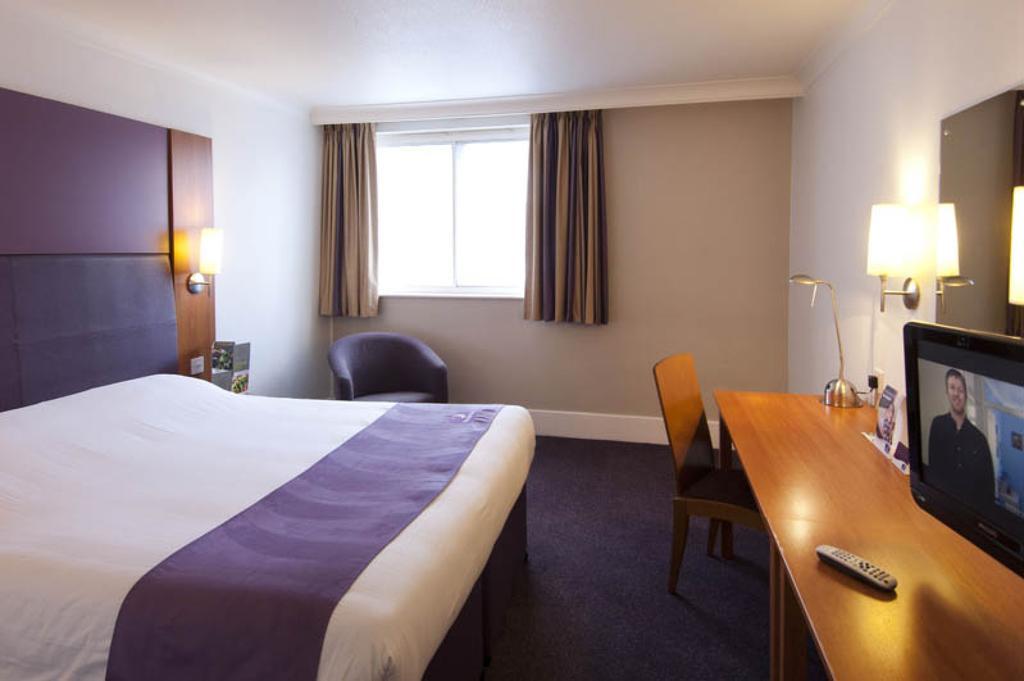 Premier Inn London Stansted Airport Stansted Mountfitchet Room photo